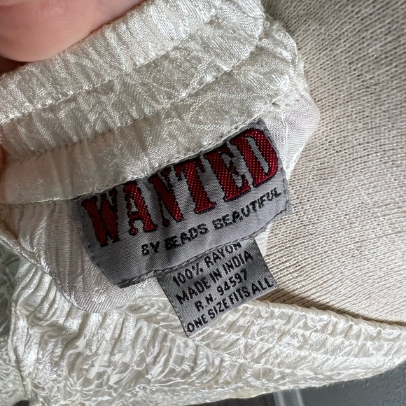 White Ivory Flowy Maxi skirt Wanted by Beads Beautiful - Picture 4 of 4